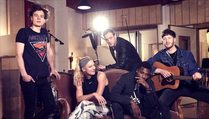 Baba Shrimps und Sandi Morris und Noah Lyles bei musicampus