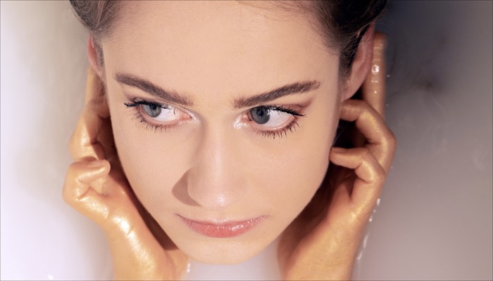 To Athena veröffentlicht das Album Aquatic Ballet