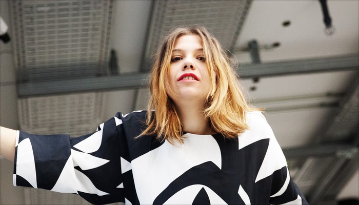 Gina Été veröffentlicht die EP Erased by Thought