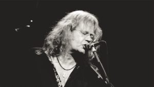 Bernd Rinser | Veröffentlichung von “Evil, Wild & Blue”, “Street Dog Blues” und “Split Pea Shell”